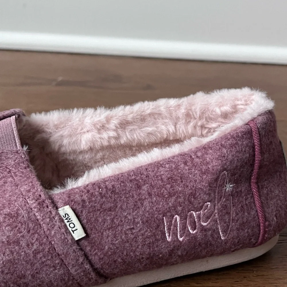 TOMS Embroidered Two Tone Felt Faux Fur Alpargata Shoes Size 10 Canyon Rose Pink